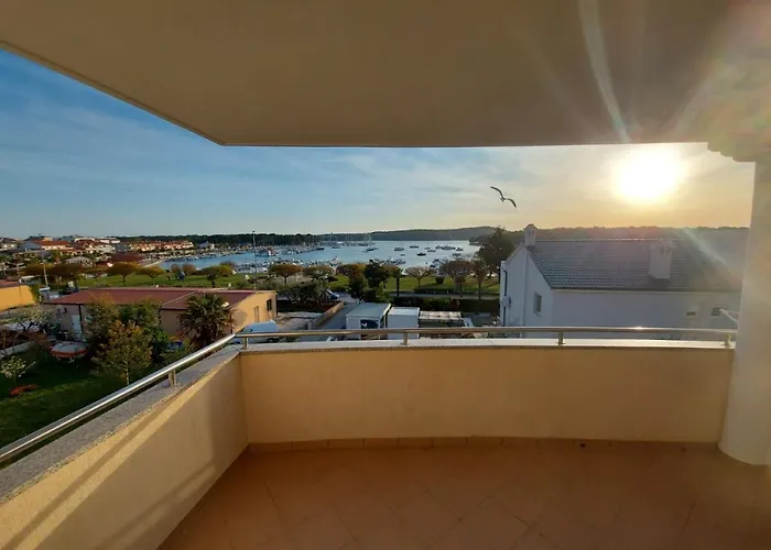Emma Demarin Apartments
